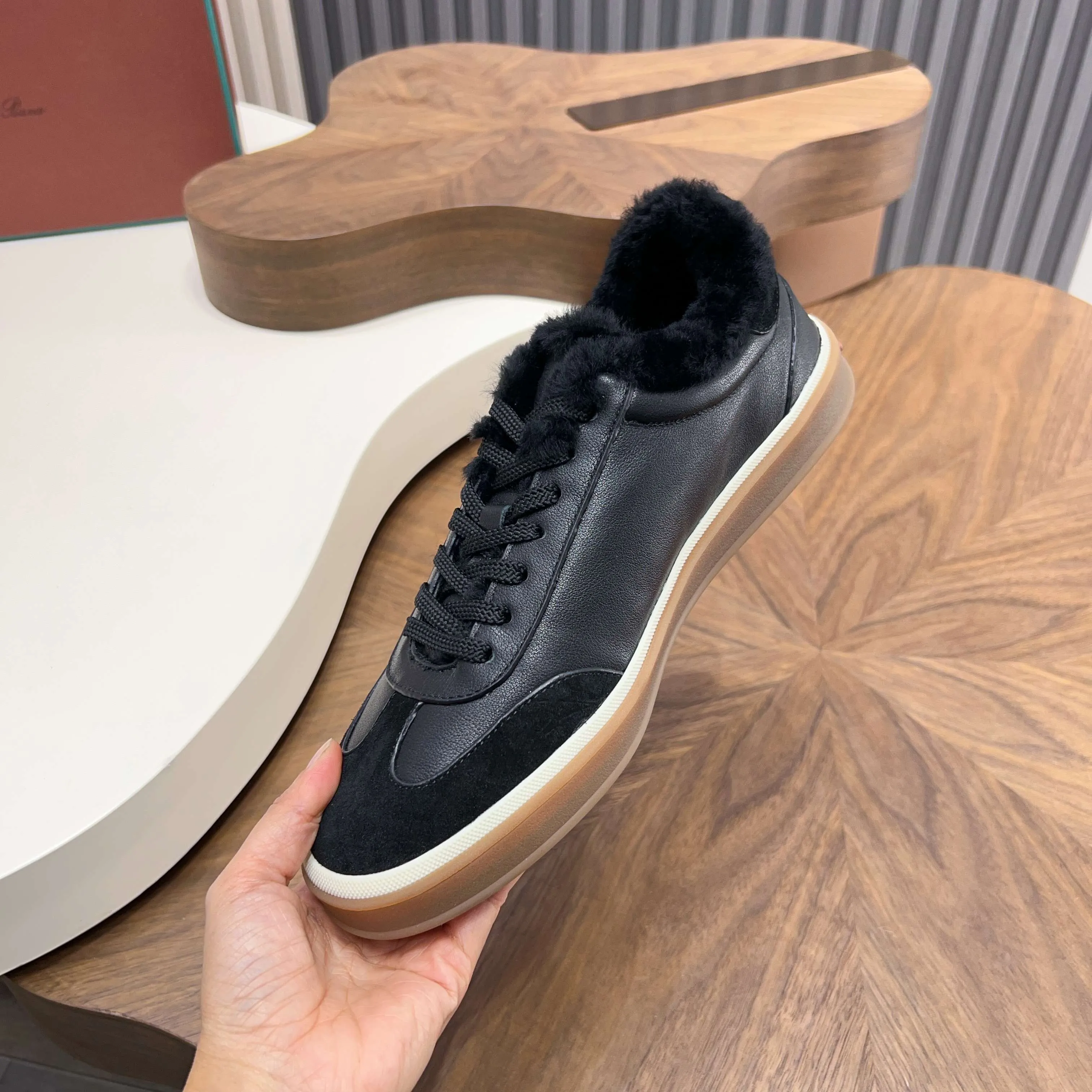 💰740 Loro Piana - Classic casual wool shoes, men's lace-up casual shoes and sneakers, high-quality lightweight and comfortable fabrics, suitable for outdoor leisure, the color is young and energetic, and it looks great with sportswear or casual suits! Code number: 39-44 (45, 46, can be customized)
